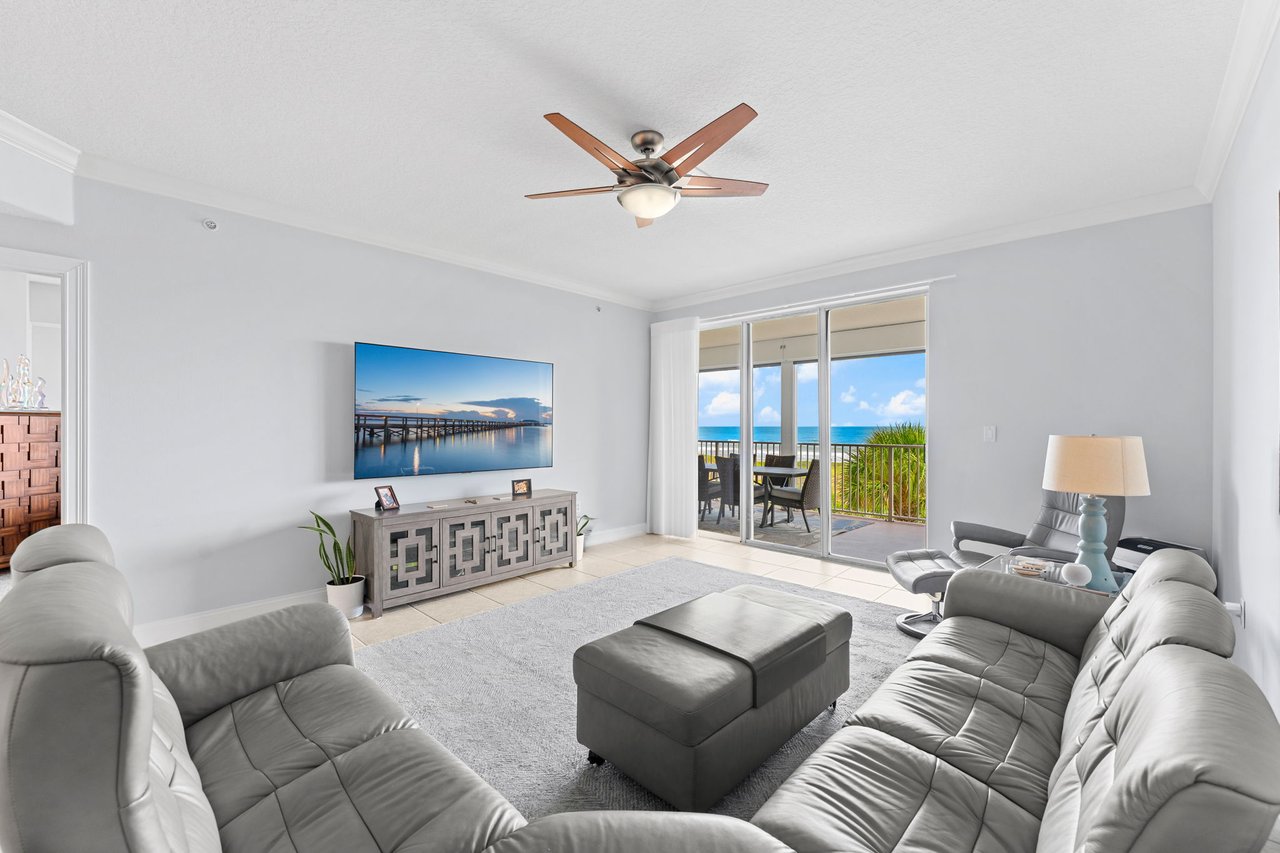 225 N Atlantic Avenue, 303