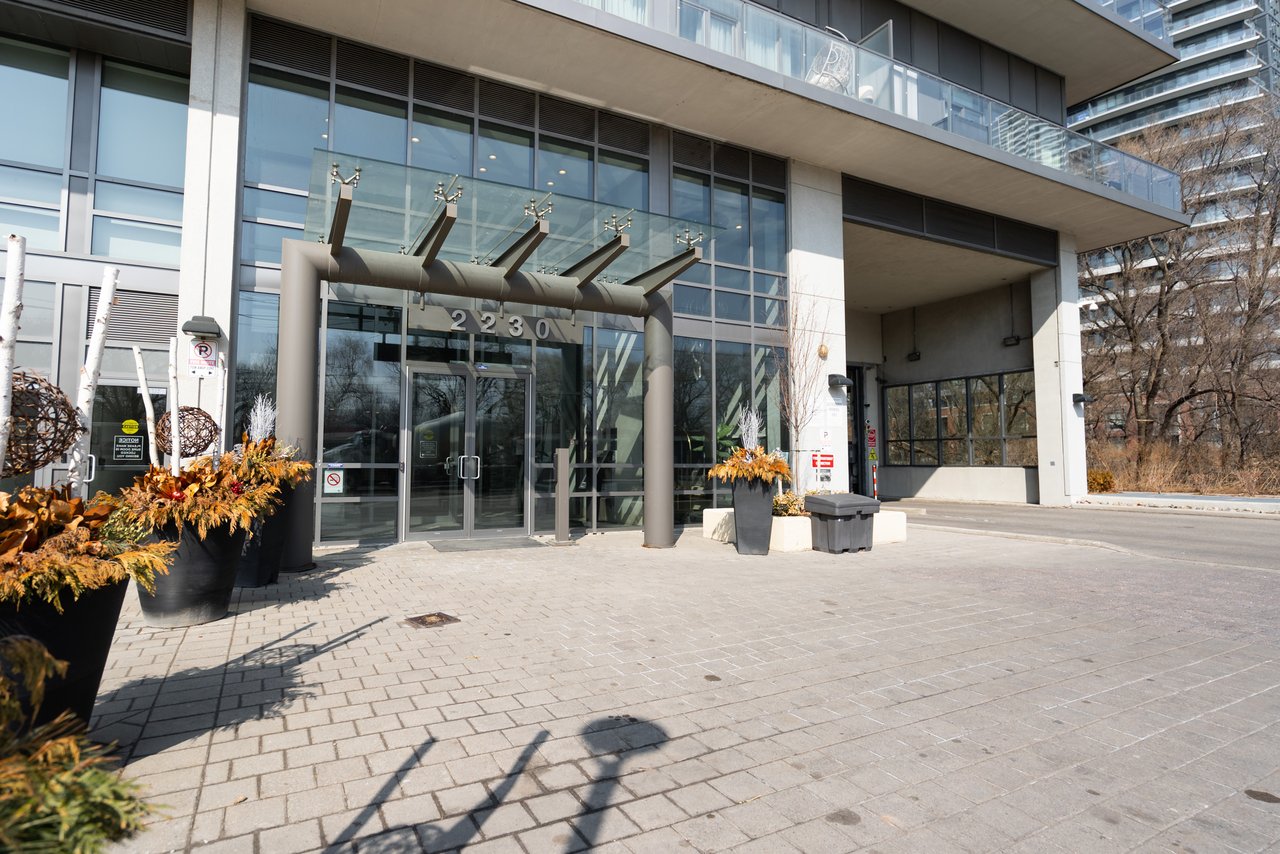 2230 Lake Shore Blvd W #1604