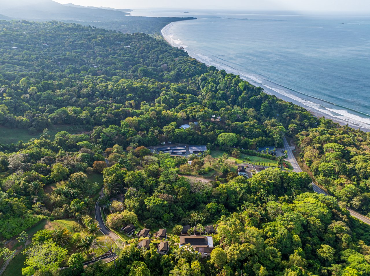 Luxury Hotel Boutique with Ocean Views | Walking distance to the beach | 13.2 Acres