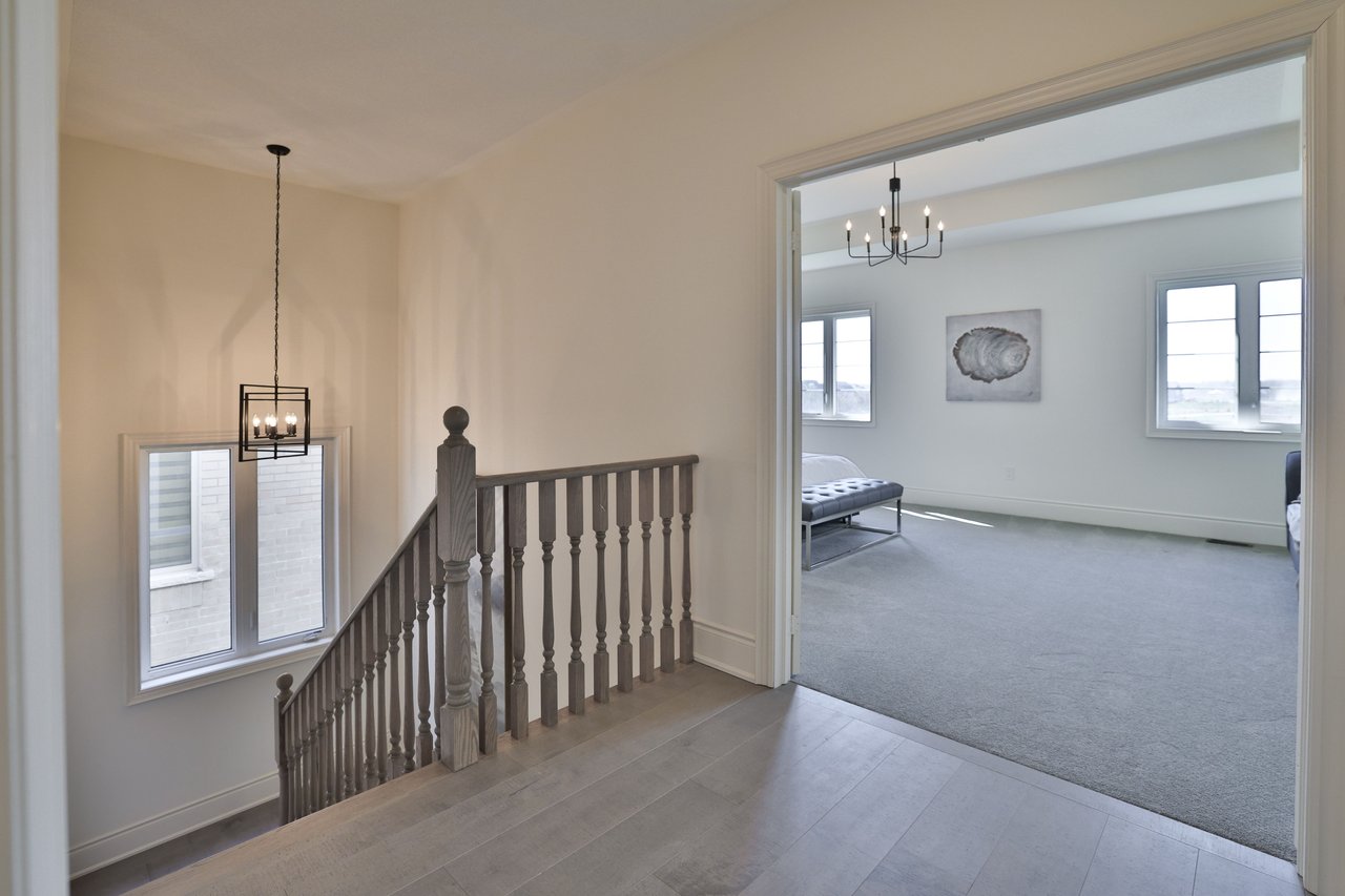 37 North Park Boulevard, Oakville