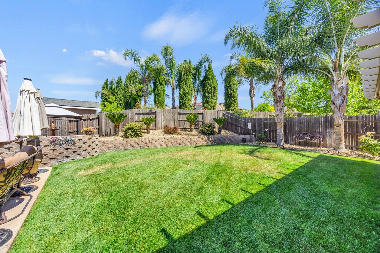 4040 Borderlands Dr
