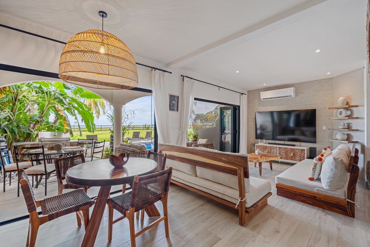 Twin Dolphins 1A - Beachfront Condo in Playa Potrero Costa Rica