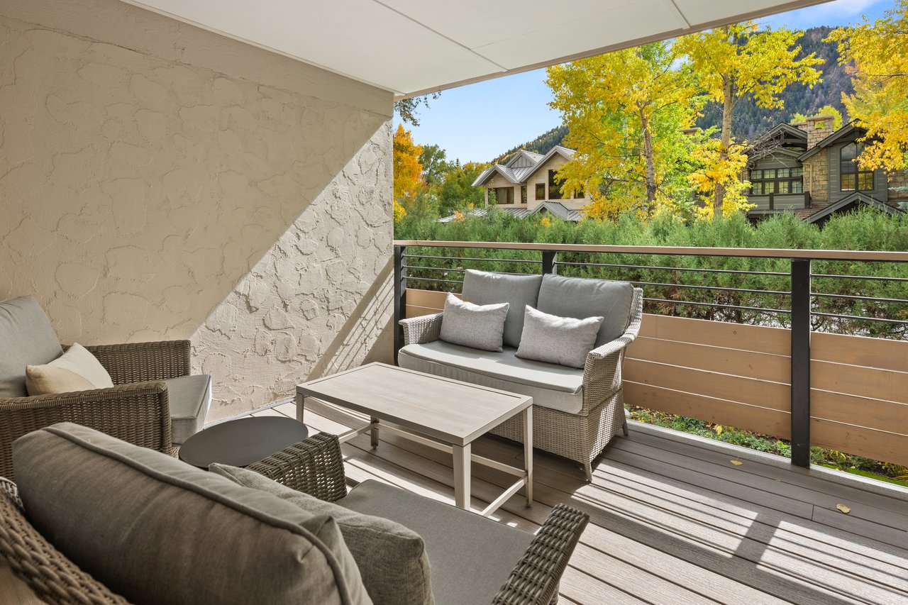 Spacious Condo In the Core of Aspen