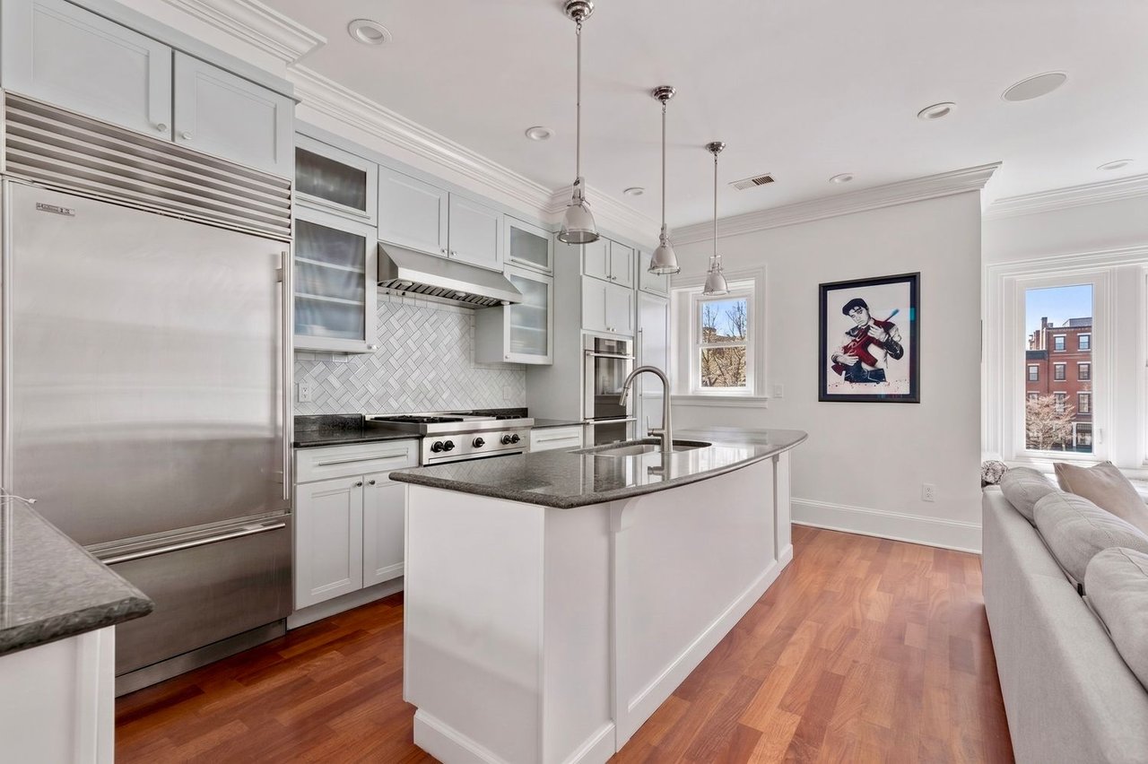 321 Commonwealth Ave, Unit 40