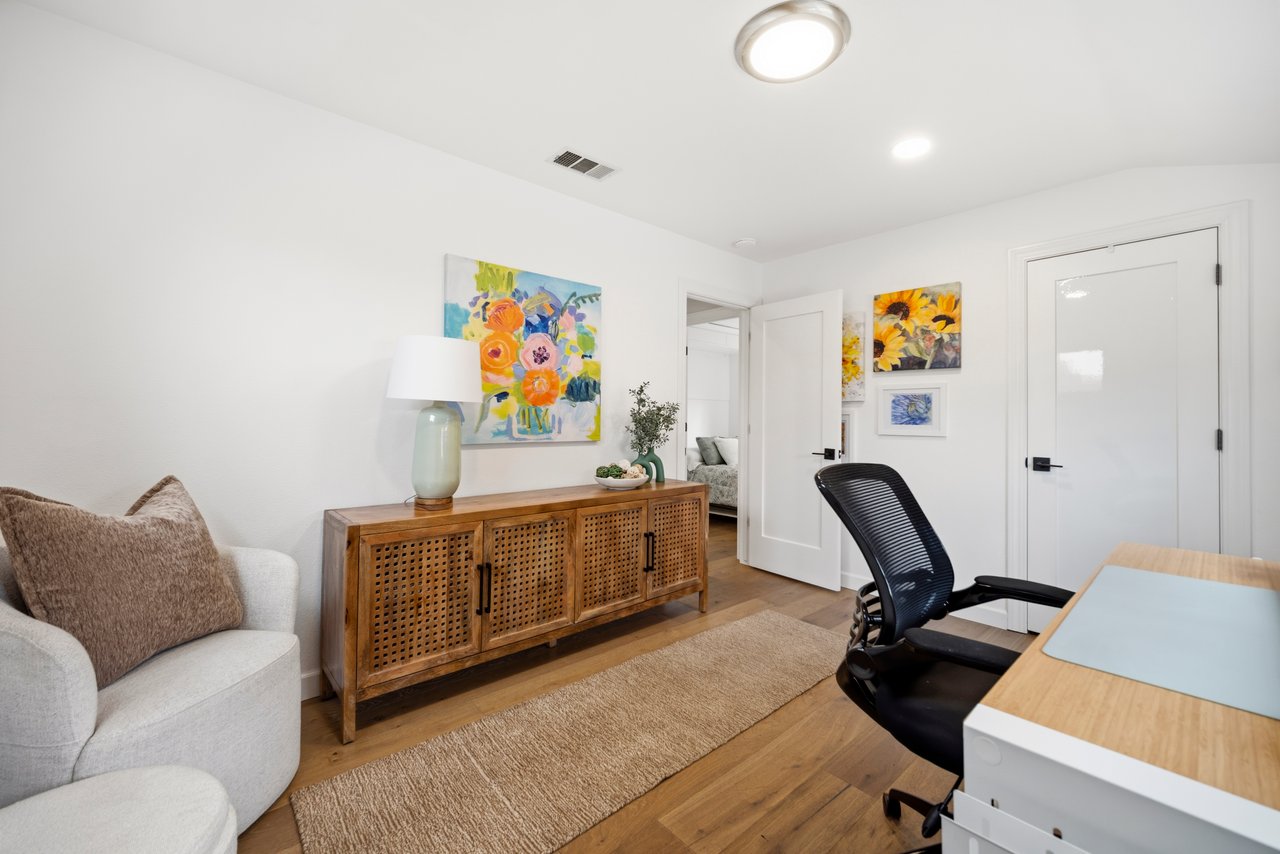 Del Prado Pleasanton Home with Pool, Expanded Living Space and Court Location