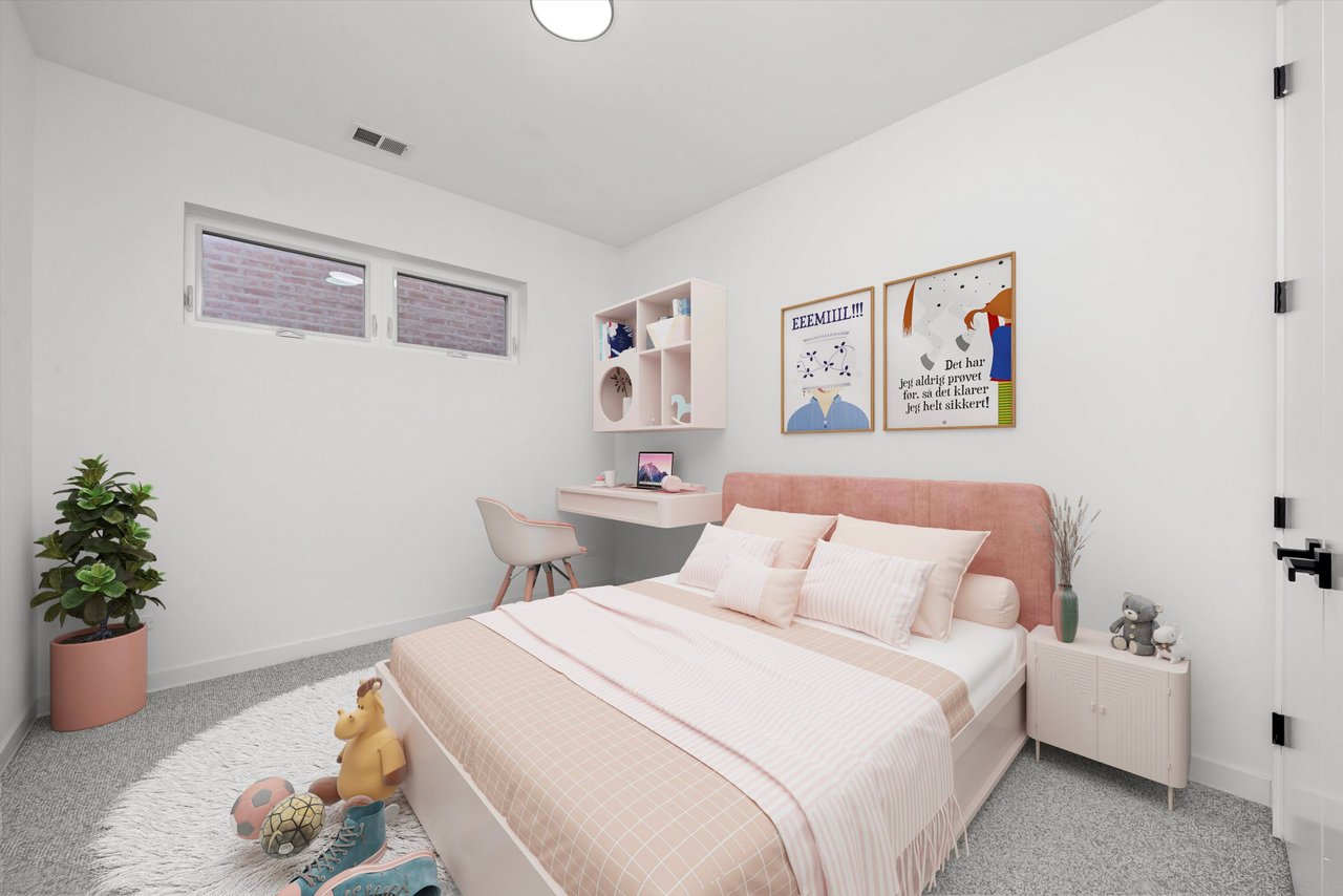 5824 N Lincoln Ave Chicago, IL 60659