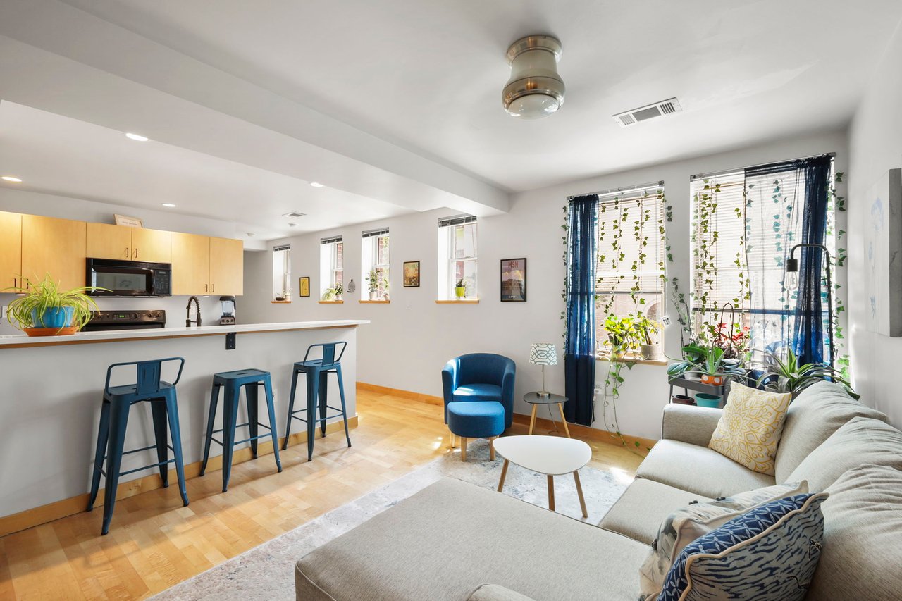 Urban Living Steps from the Capitol – 111 N Hamilton Street #202