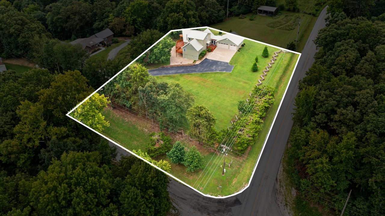 19123 Hill Rd, Springdale, AR 72764