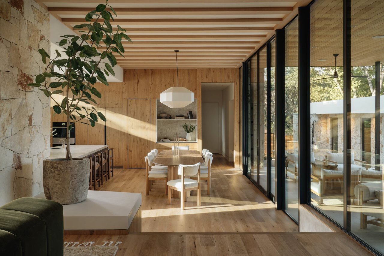 2702 Rockingham Drive