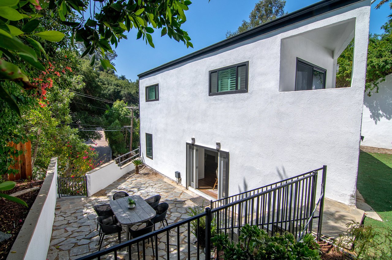 8155 Willow Glen Rd.