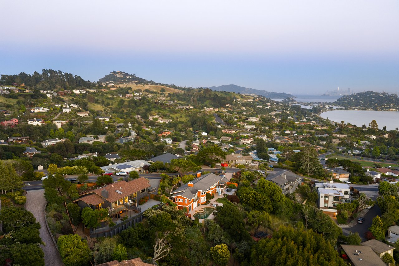 Expansive Bay Views