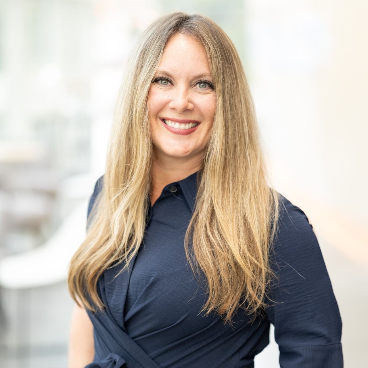 Stevie L. H. Toomey Iowa City, IA Real Estate Agent Headshot