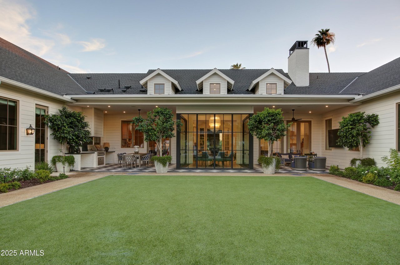 5144 E Calle Del Medio 