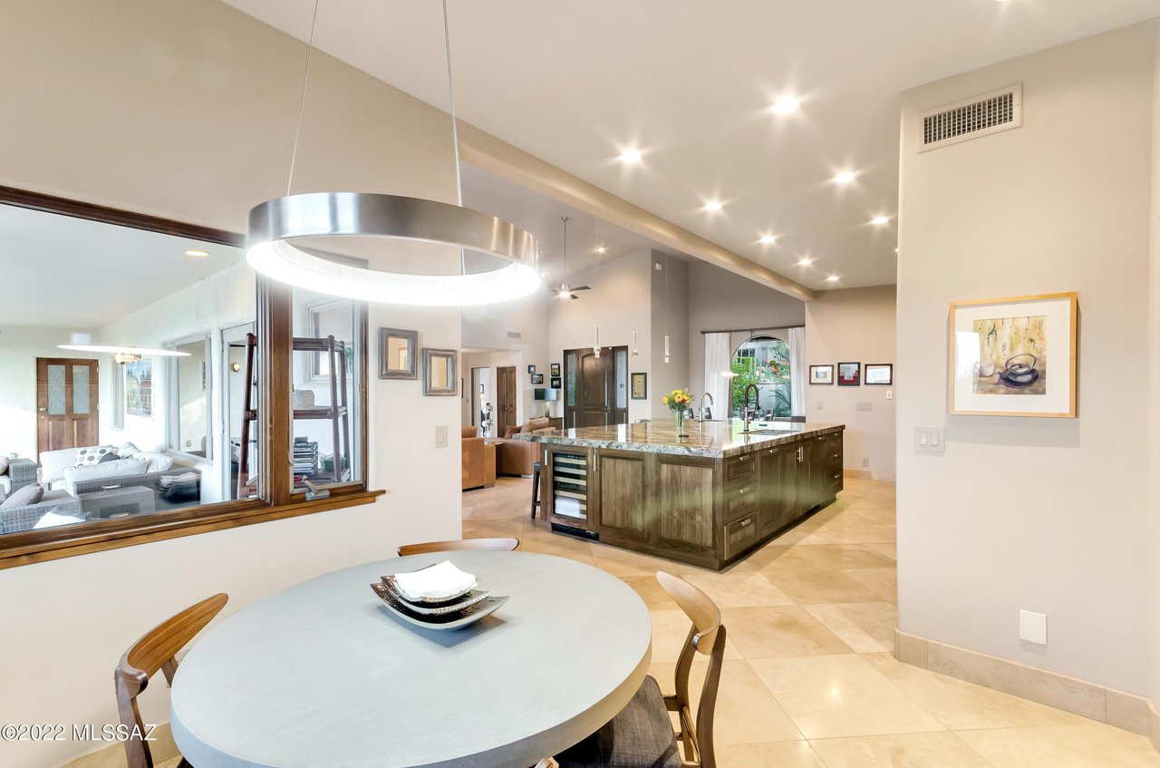 1931 E Buck Ridge Pl