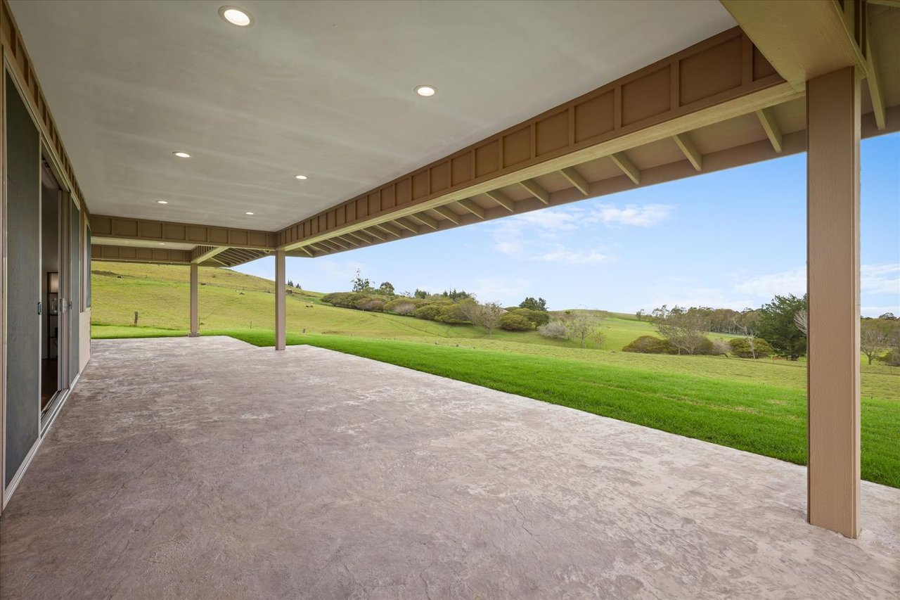 67-1027 Wainoenoe Rd