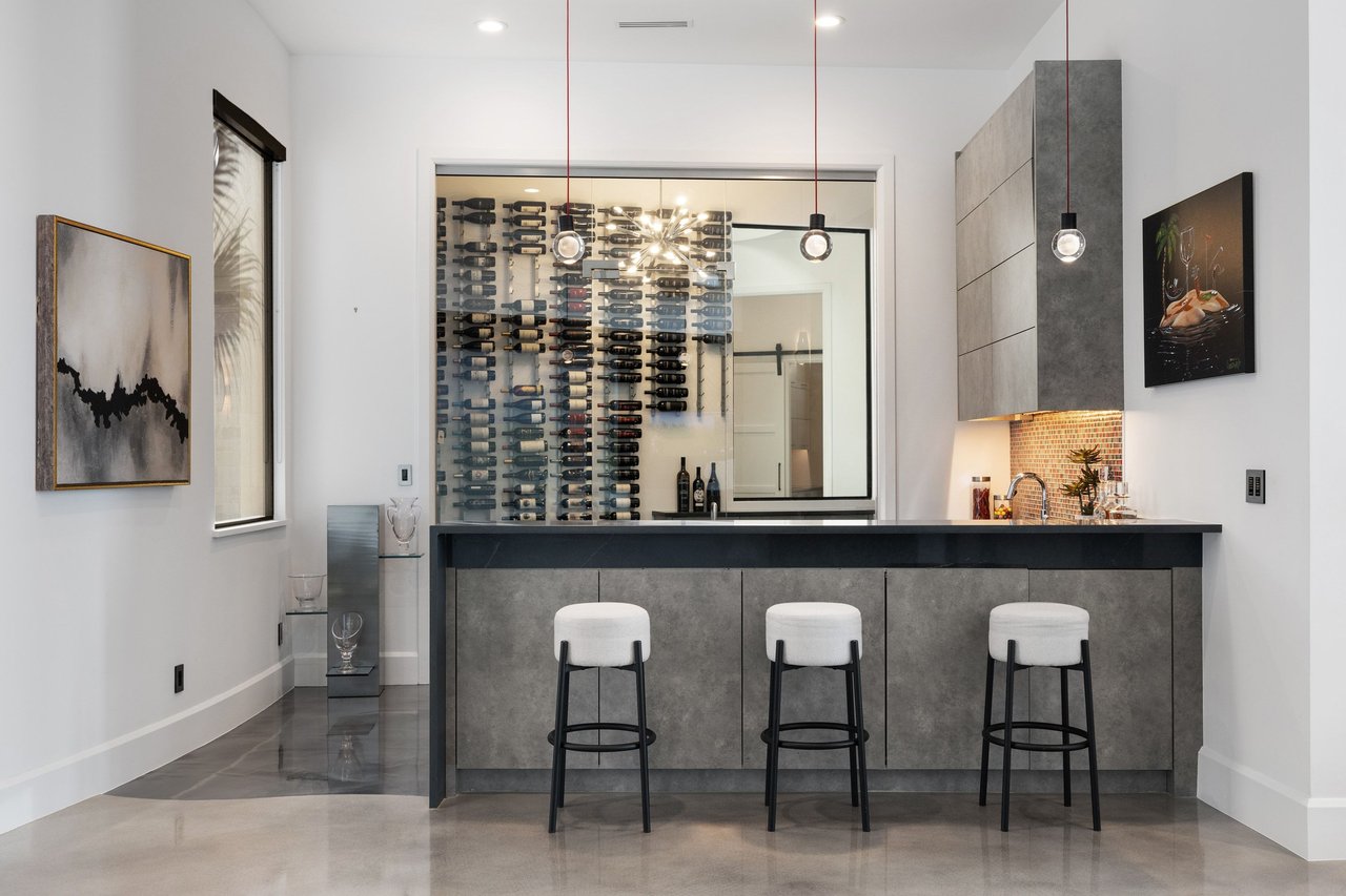 402 Lighthouse Drive