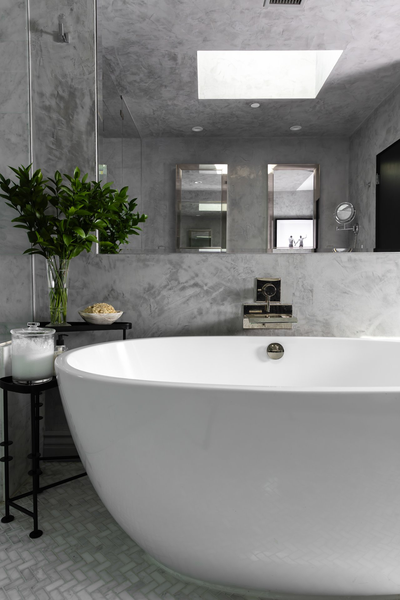 1853 Franklin Canyon Dr, Beverly Hills