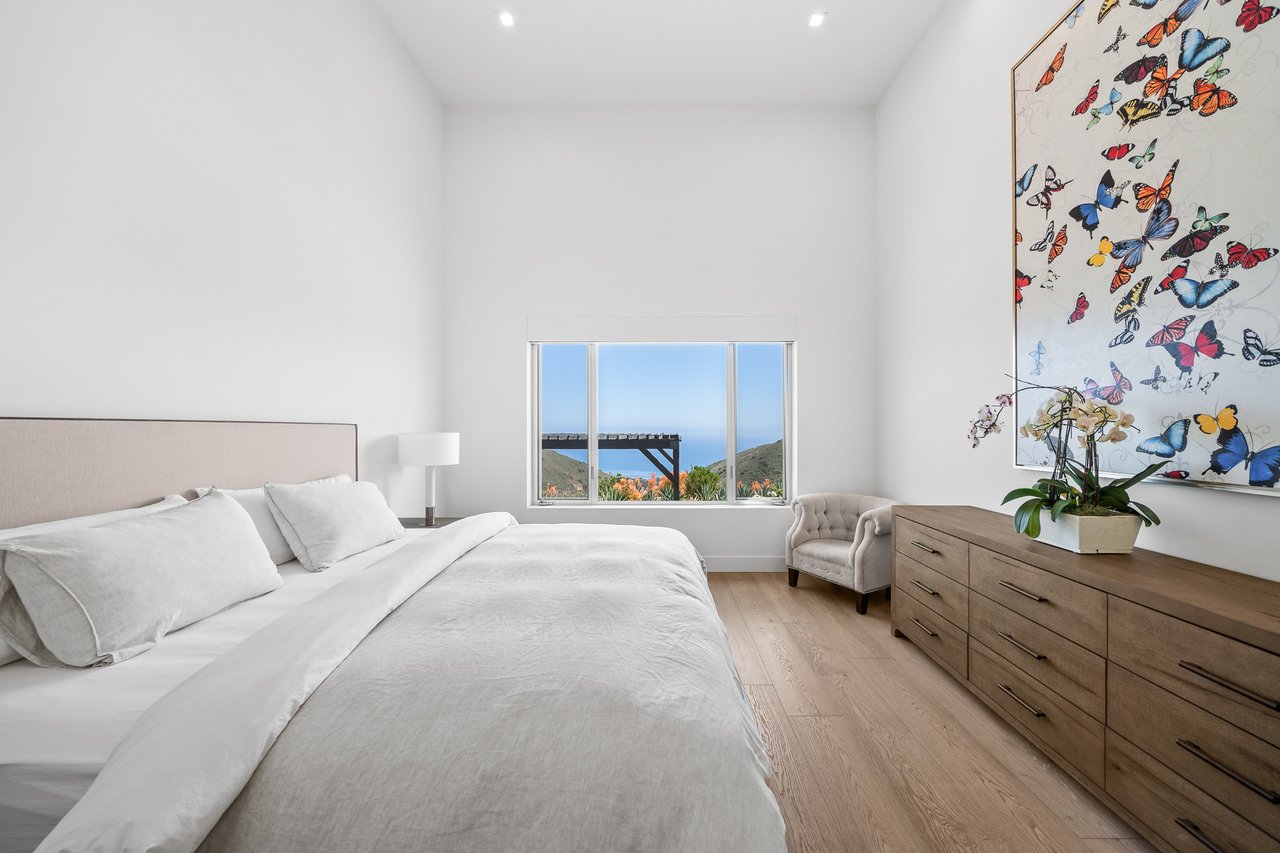 10715 Yerba Buena Rd