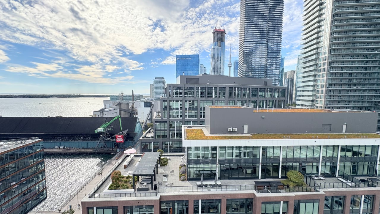 15 Richardson Street Unit: 1814