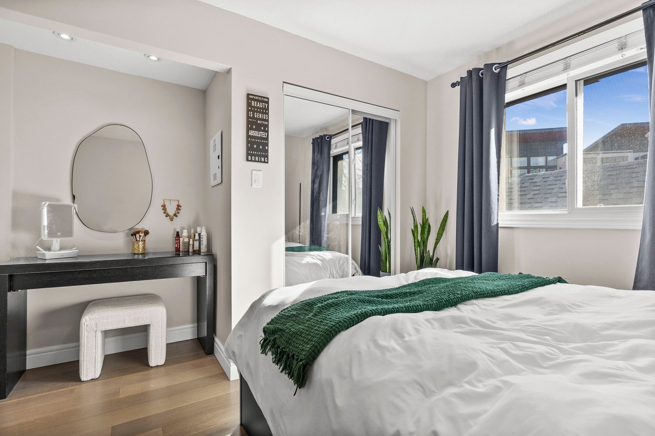 806 9A Street NW Unit: 7