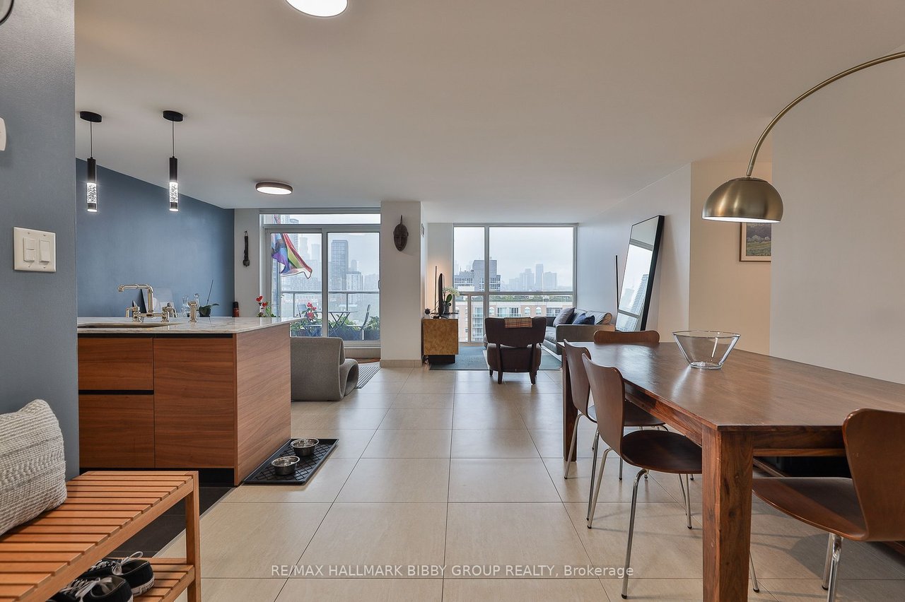 ST. LAWRENCE MARKET LUXURY FEATURE