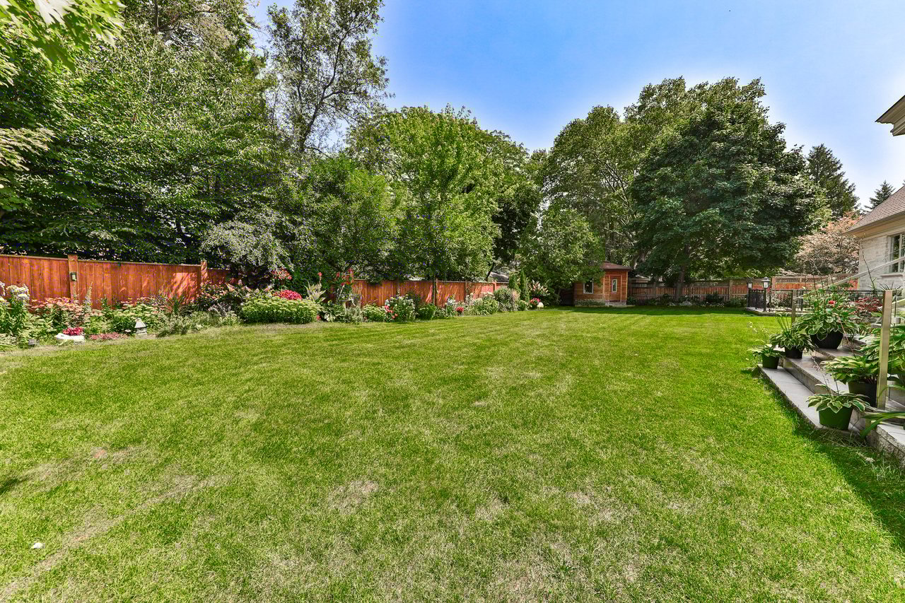 1511 Broadmoor Ave