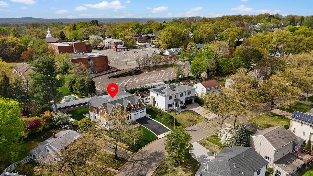 229 Bogert Pl