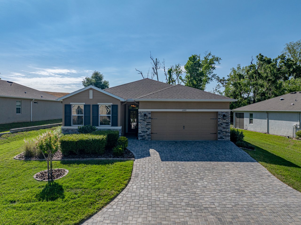 12492 EASTPOINTE DR