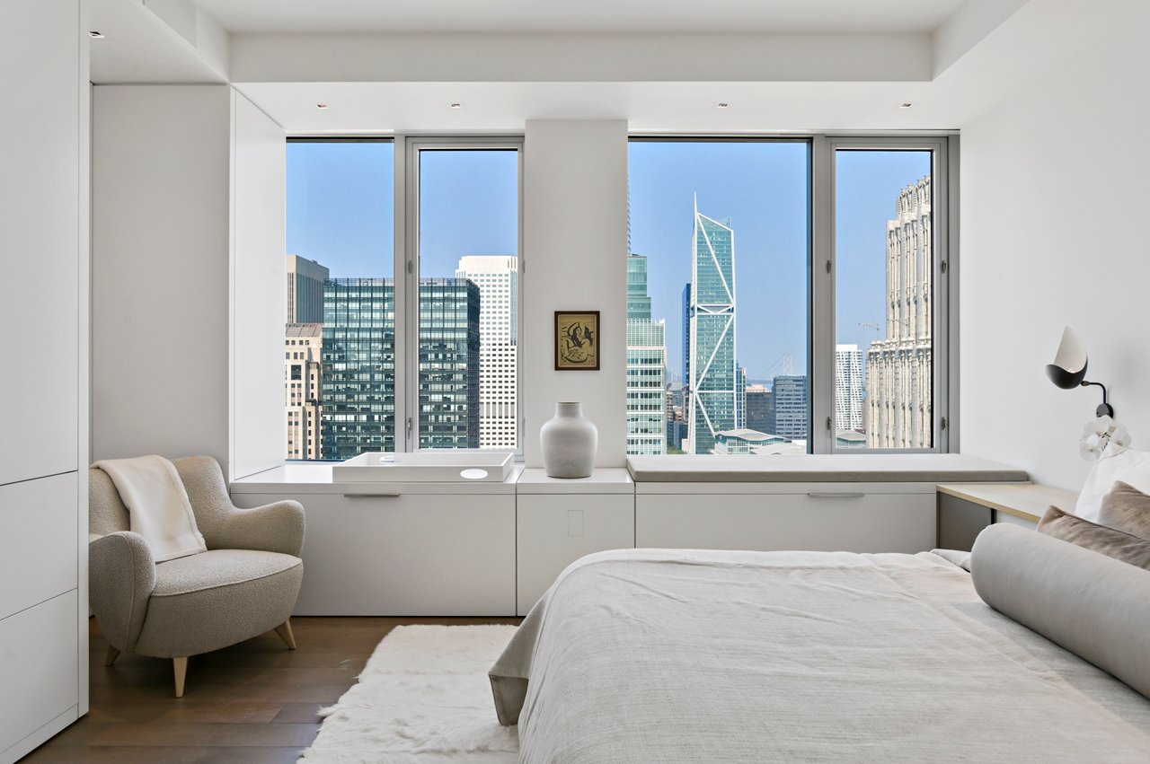 Extraordinary Mid-Century Modernism