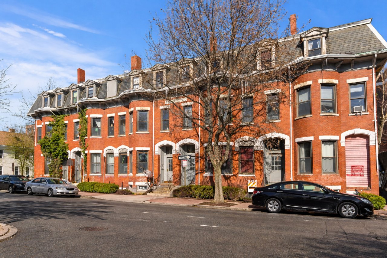 THE ALLEN BLOCK 15-Unit Rowhouse Portfolio | Cambridge, Massachusetts