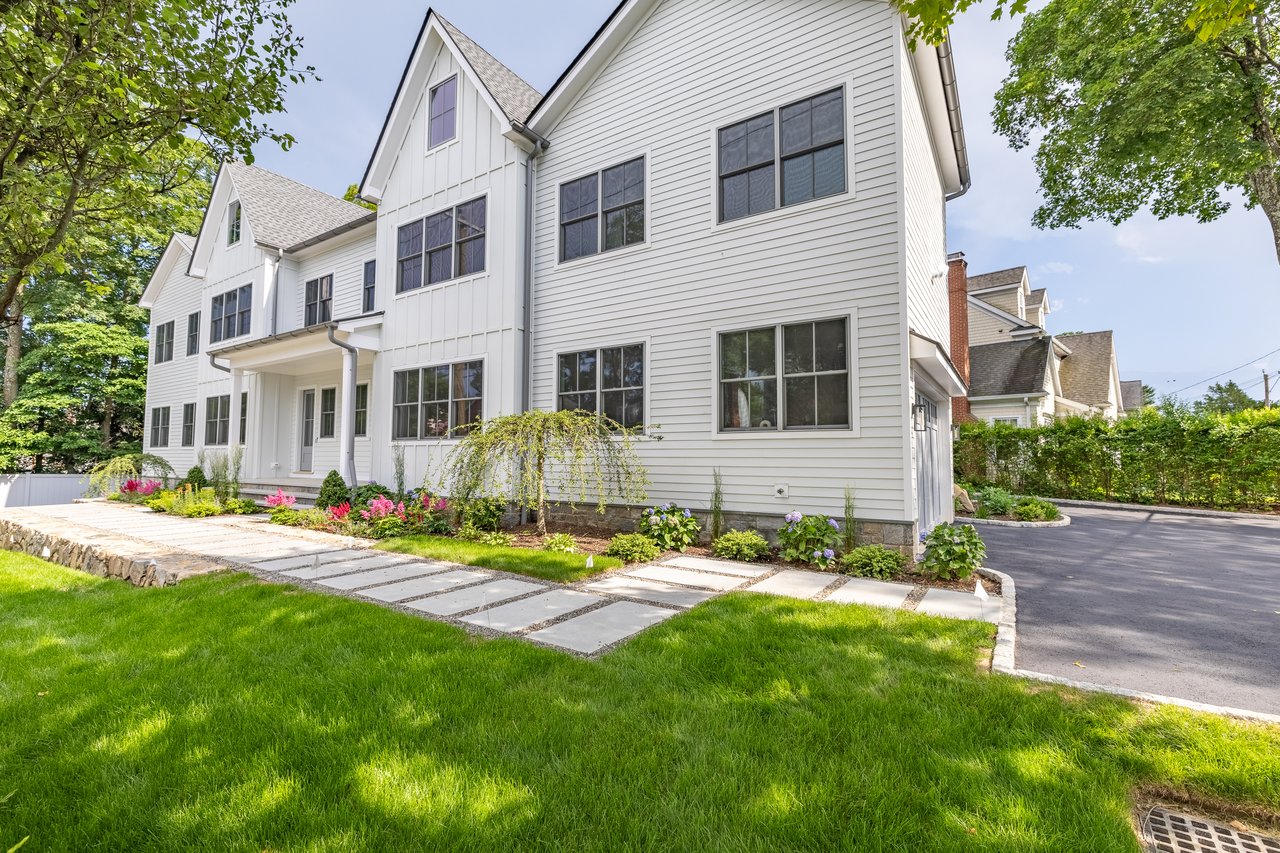 133 East Ave, Unit B 