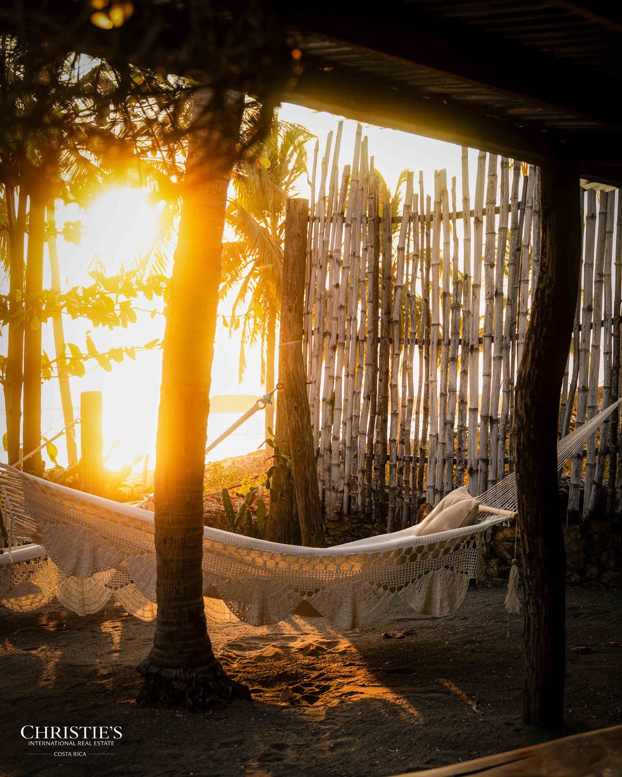 Mandla Boutique Coastal Retreat with World-Class Surf