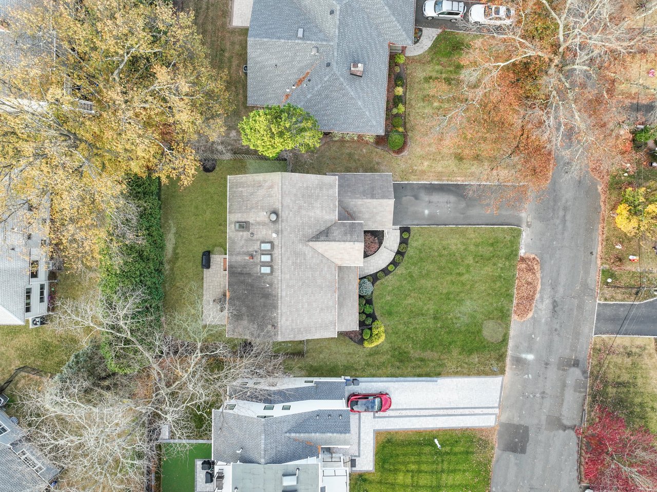 23 Canterbury Lane, Short Hills, NJ