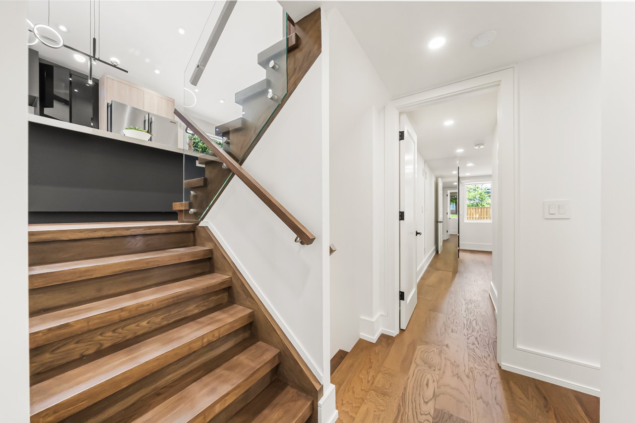 1495 Thetford Crt