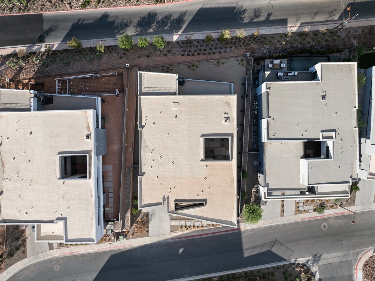 36 Rainbow Point Place