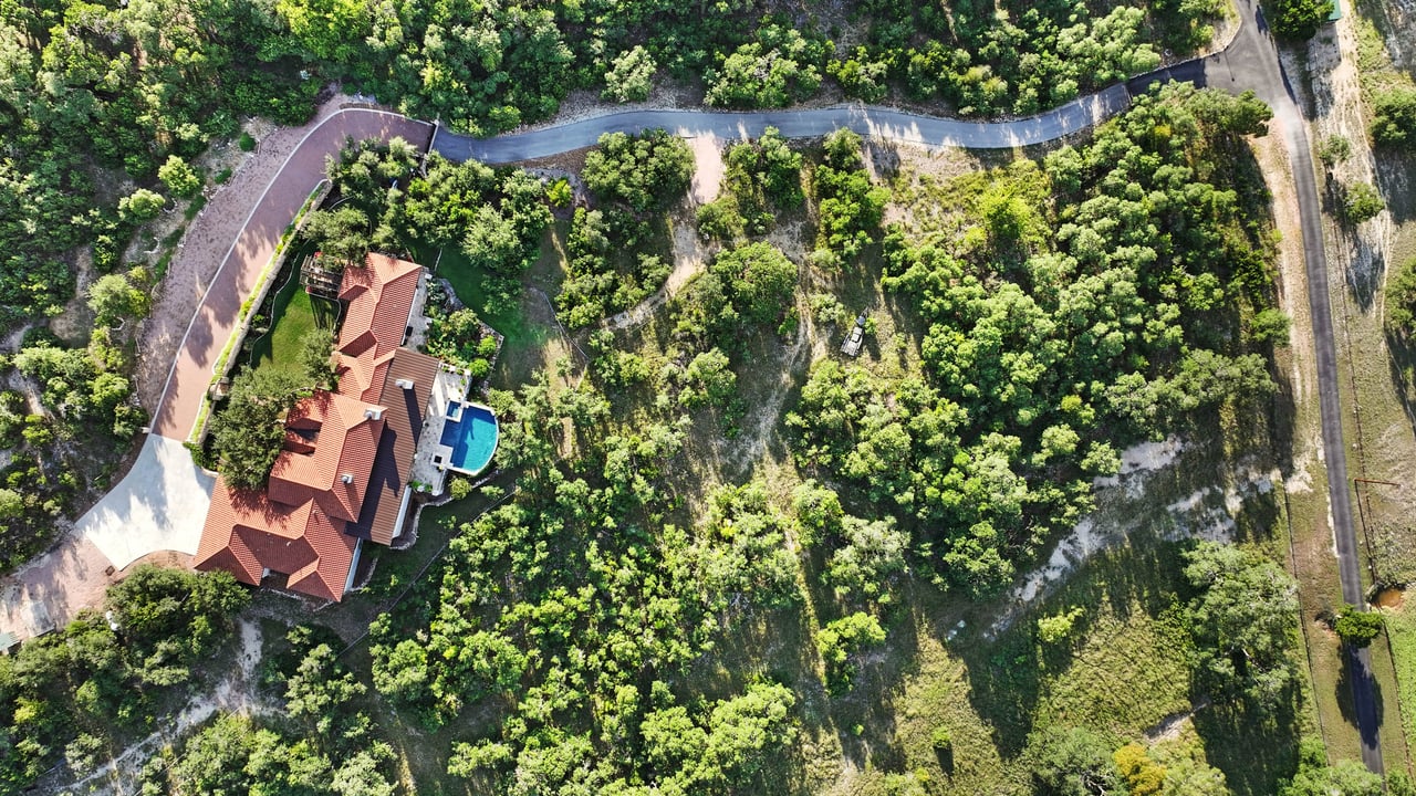 24209 Scenic Loop Rd