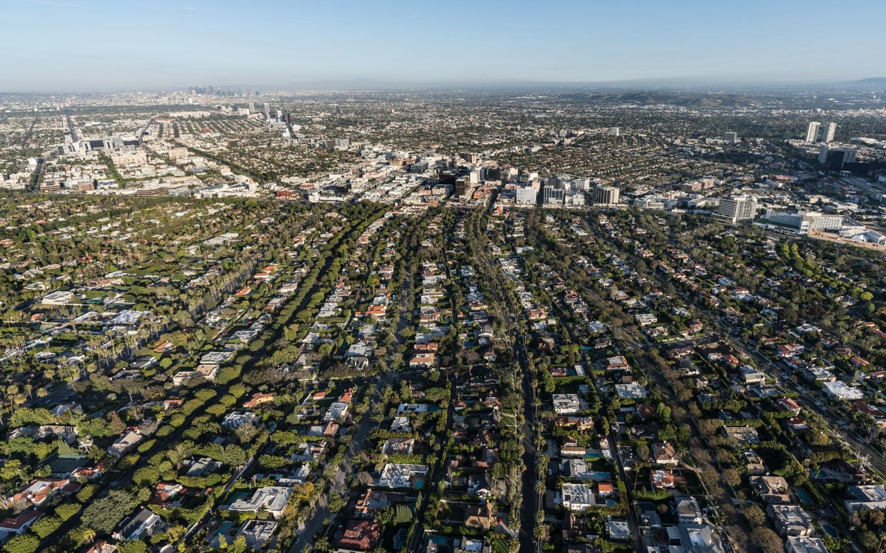Mid-Wilshire