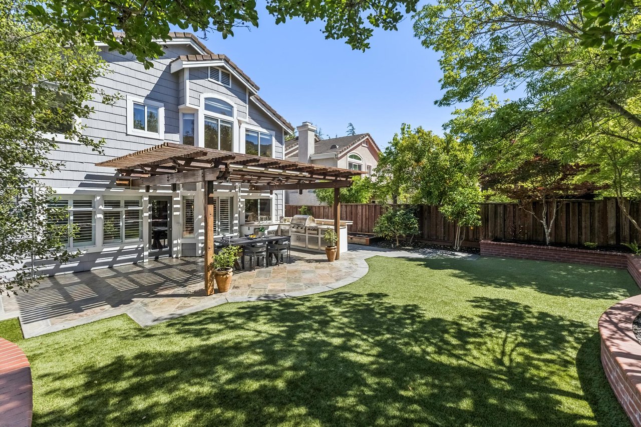 2426 Tapestry Way West Pleasanton