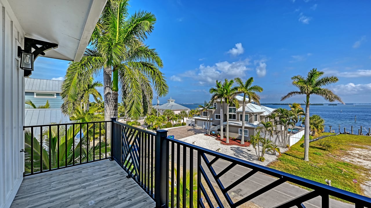 2206 Avenue A, Bradenton Beach, Florida