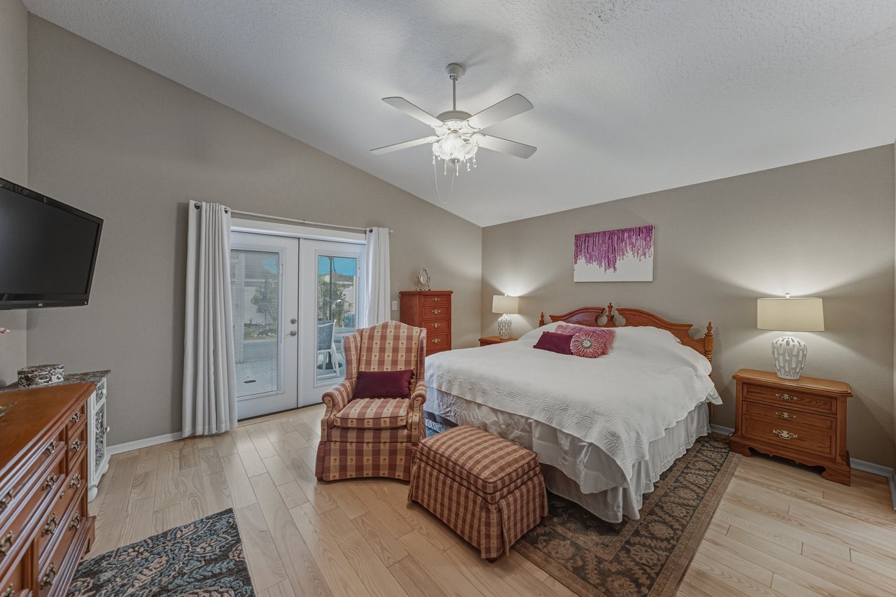 5240 NEW BRITTANY LN