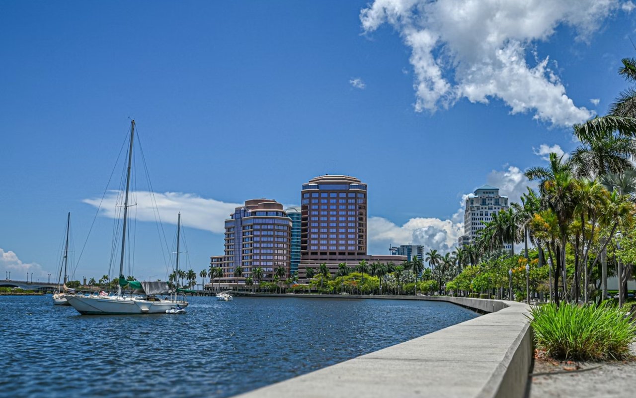 Living in West Palm Beach, FL