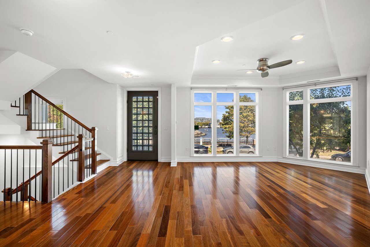 3 Henley Place