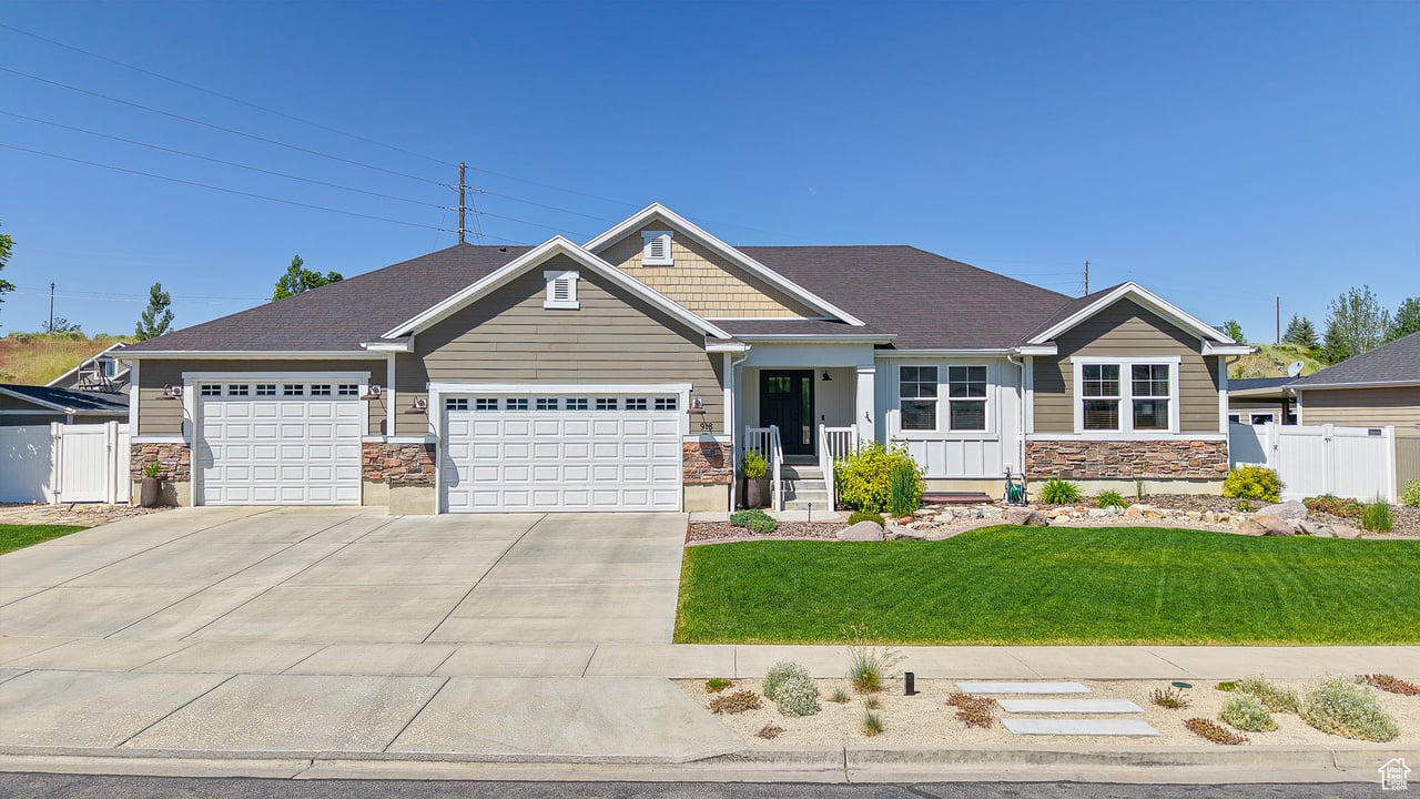 918 S River Ridge Ln