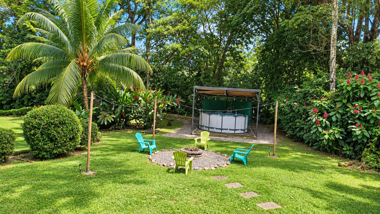 Riverside Cabin in Uvita | 0.98-Acre Estate with Room to Expand