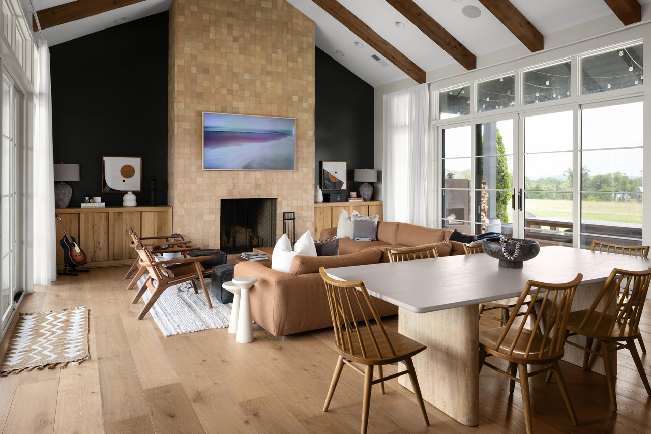 7365 Harlow Dr | Troubadour
