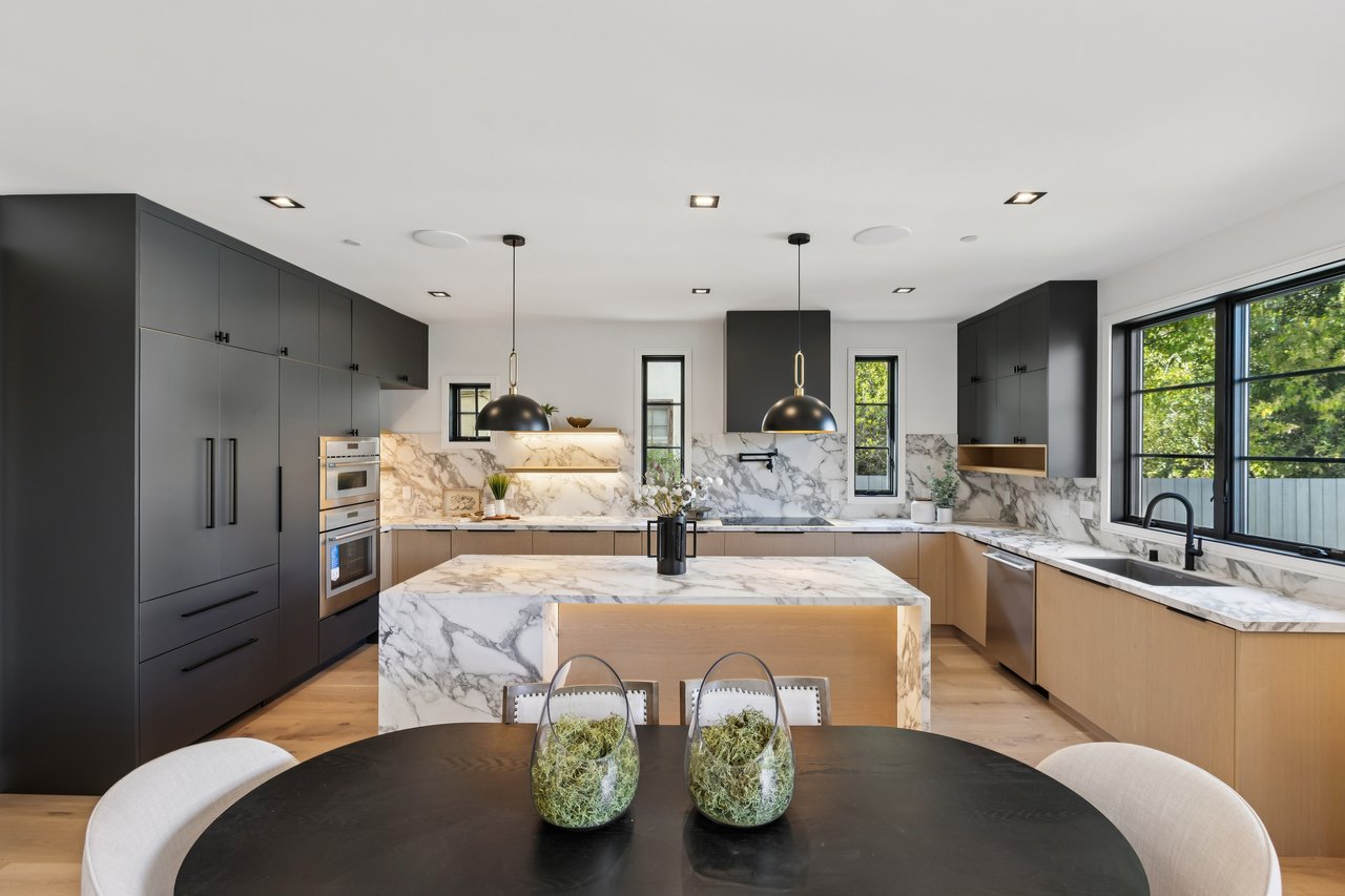 10 Channing Rd, Burlingame