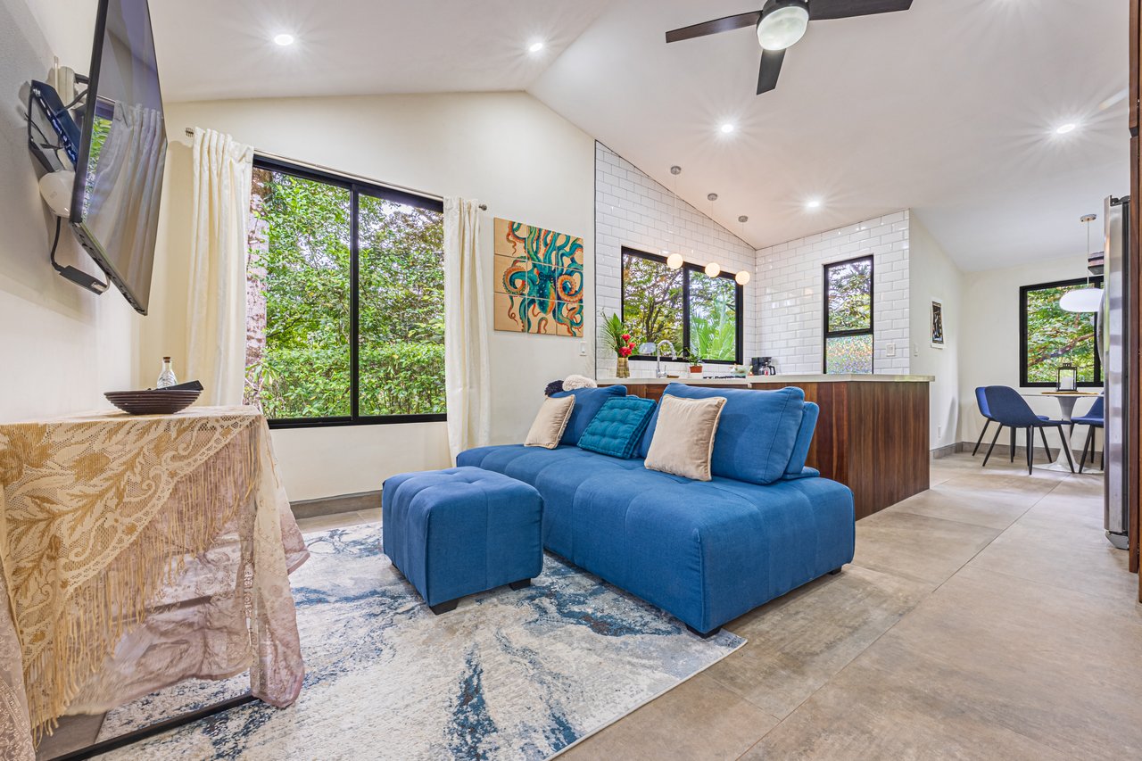Luxury Rainforest Home + Guest House on 11 acres