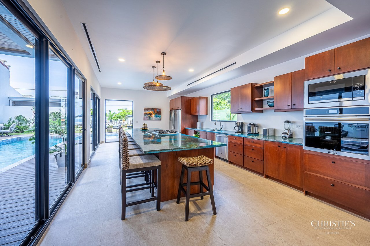 A Private Collection of Five Luxury Beachfront Villas - Rio Mar