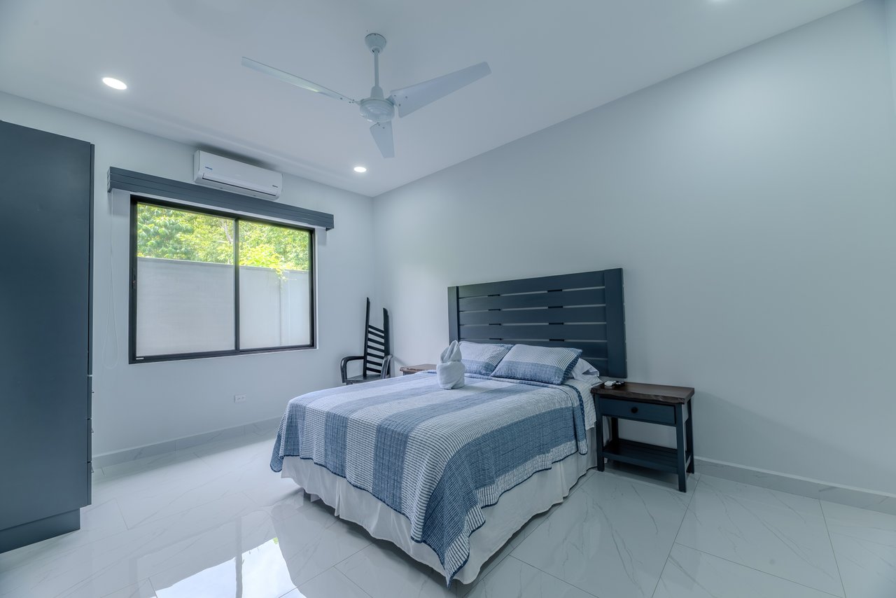 Modern 3-Bed, 3-Bath Home with Pool in Uvita – Walk to Town | Jardines del Sol