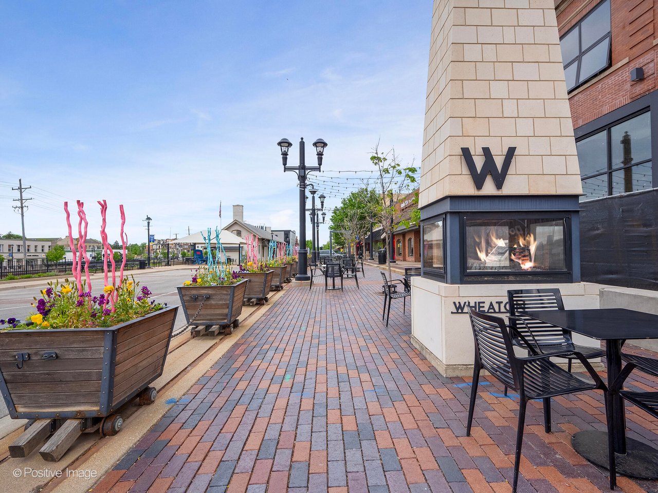 Living in Wheaton IL – What Move-Up Buyers Need to Know in 2026